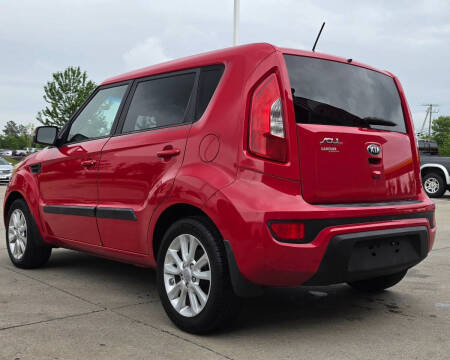 2013 Kia Soul +