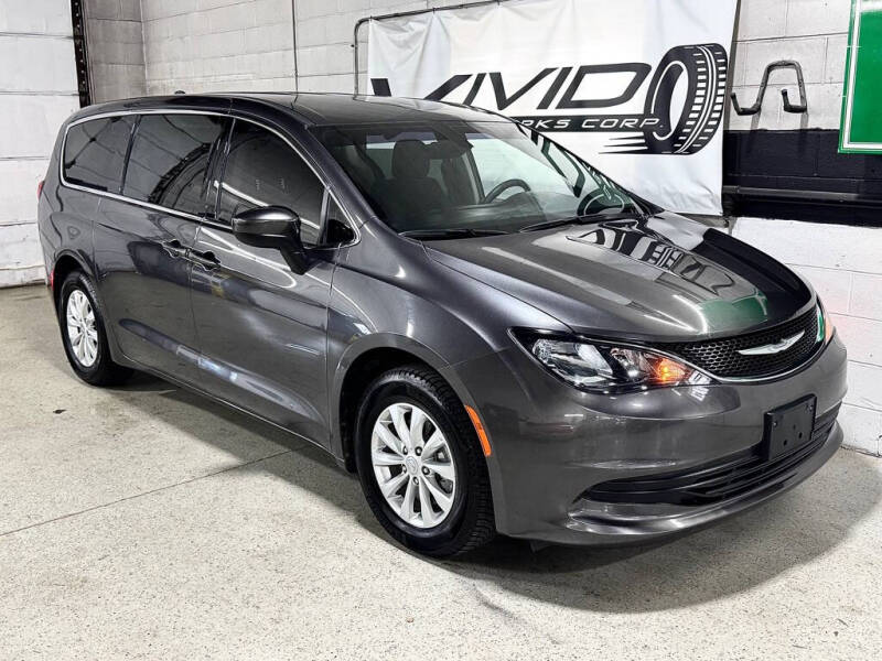 2017 Chrysler Pacifica Touring