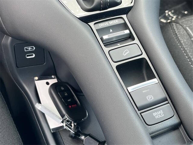 2027 Honda HR-V LX