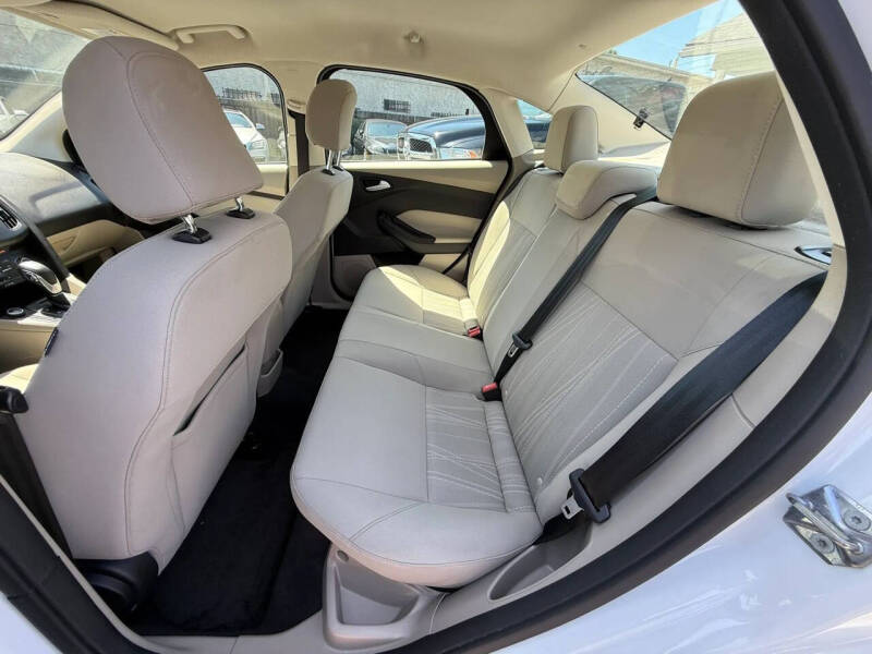 2015 Ford Focus SE