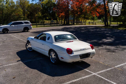 2002 Ford Thunderbird Deluxe