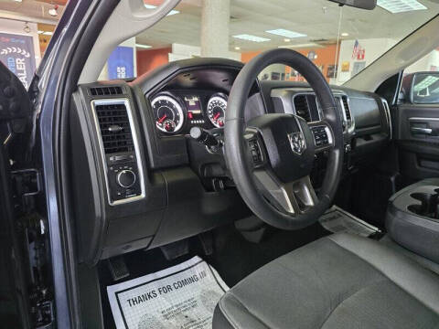 2021 RAM 1500 Classic SLT