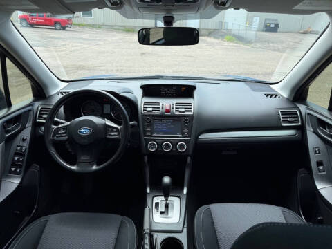 2016 Subaru Forester 2.5i