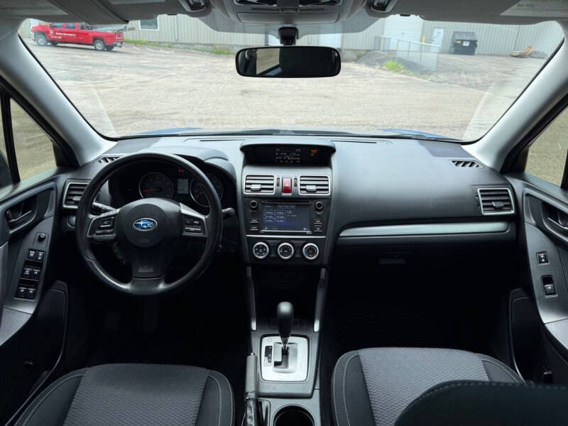 2016 Subaru Forester 2.5i