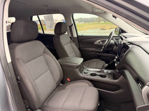 2020 Chevrolet Traverse LT Cloth