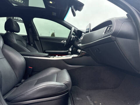 2019 Kia Stinger GT1