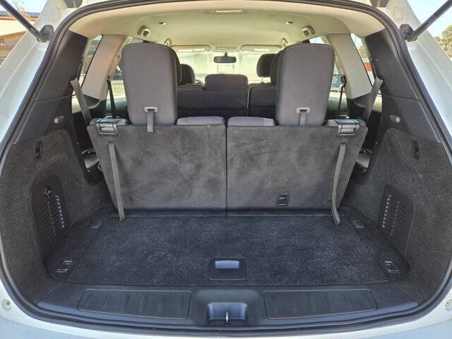 2019 Nissan Pathfinder SV