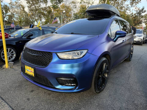 2021 Chrysler Pacifica Touring