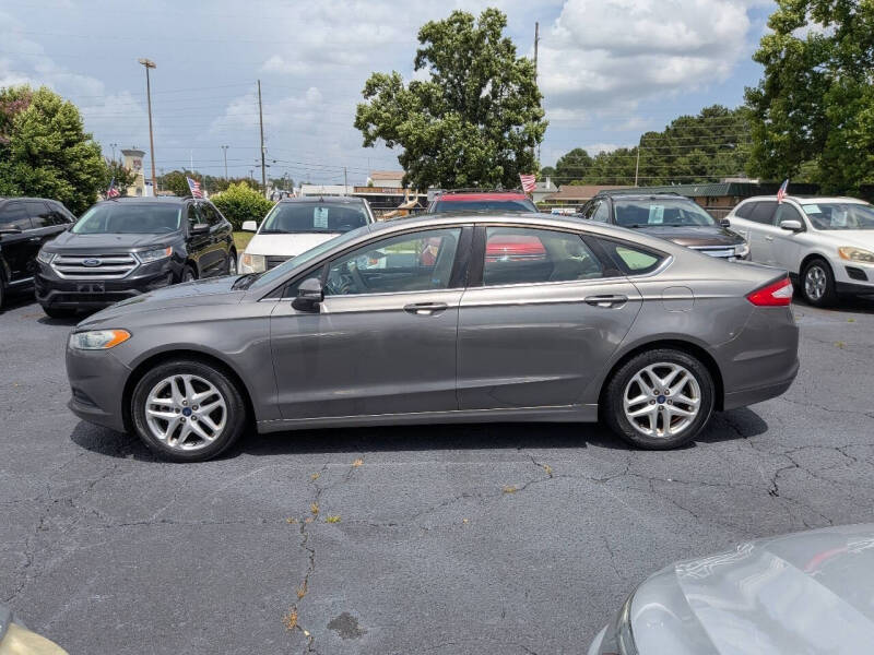 2014 Ford Fusion SE