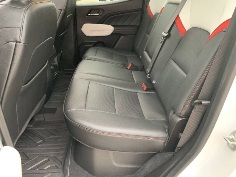 2024 GMC Canyon AT4X