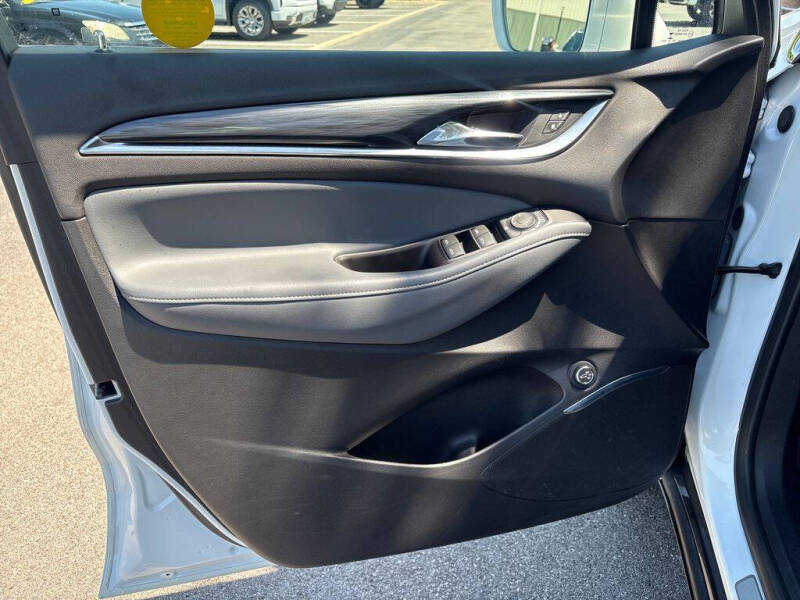 2019 Buick Enclave Essence