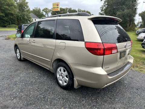 2004 Toyota Sienna