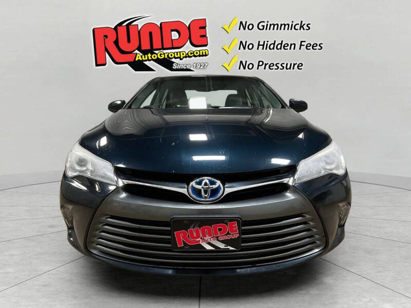 2016 Toyota Camry Hybrid XLE