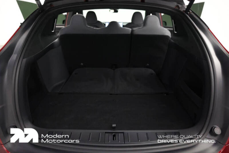 2023 Tesla Model X Standard Range