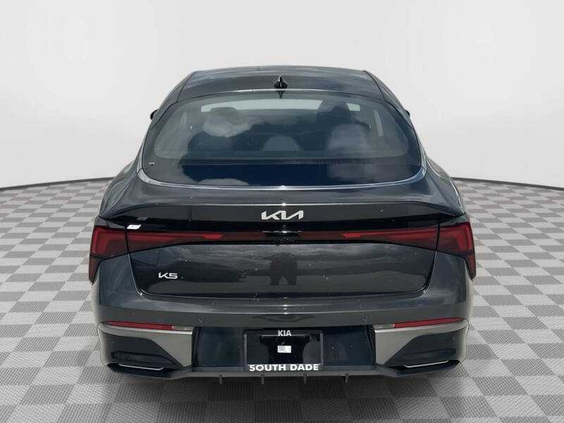 2025 Kia K5 EX