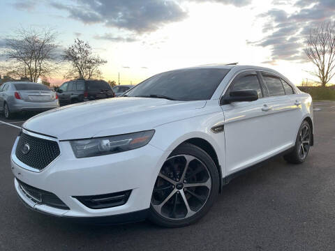 2014 Ford Taurus SHO