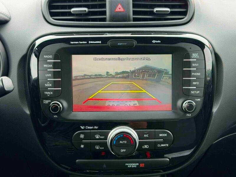 2017 Kia Soul +
