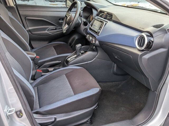 2023 Nissan Versa SV