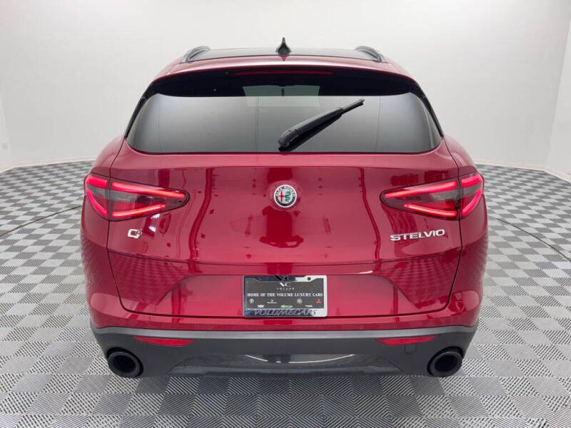 2022 Alfa Romeo Stelvio Sprint