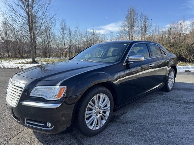 2012 Chrysler 300 C Luxury Series