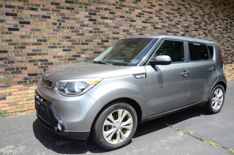 2016 Kia Soul +