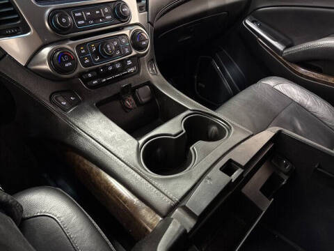 2017 Chevrolet Suburban LT