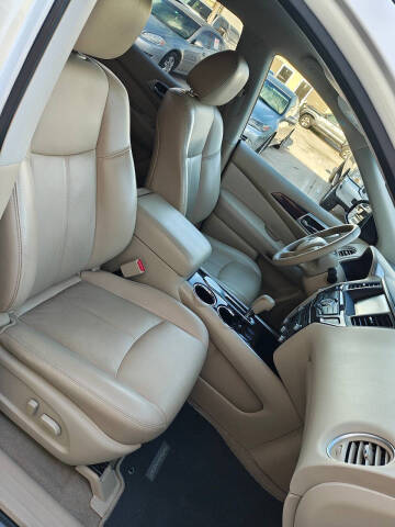 2014 Nissan Pathfinder SL