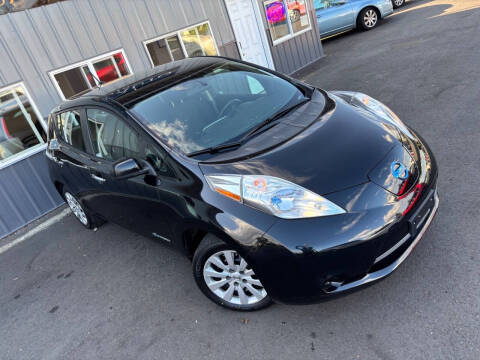 2013 Nissan LEAF S