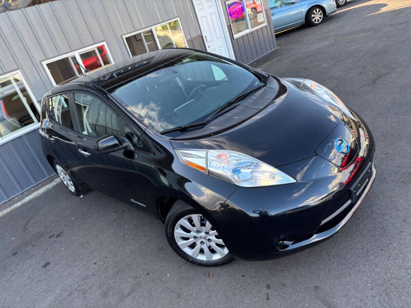 2013 Nissan LEAF S