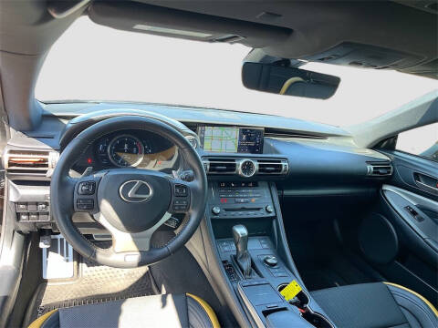 2019 Lexus RC 300