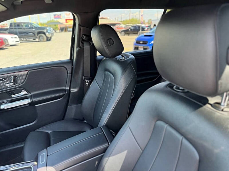 2024 Mercedes-Benz GLB GLB 250