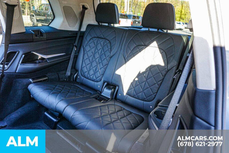 2024 BMW X7 xDrive40i