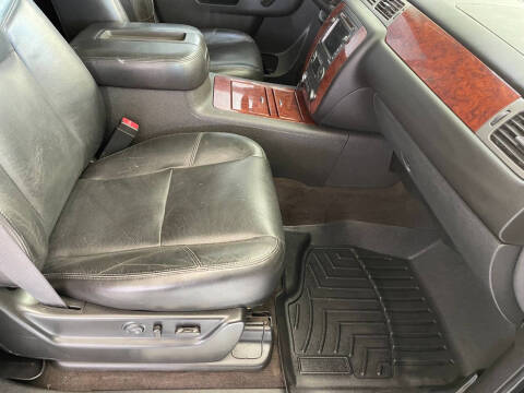 2011 Chevrolet Avalanche LTZ