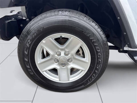 2023 Jeep Gladiator Sport