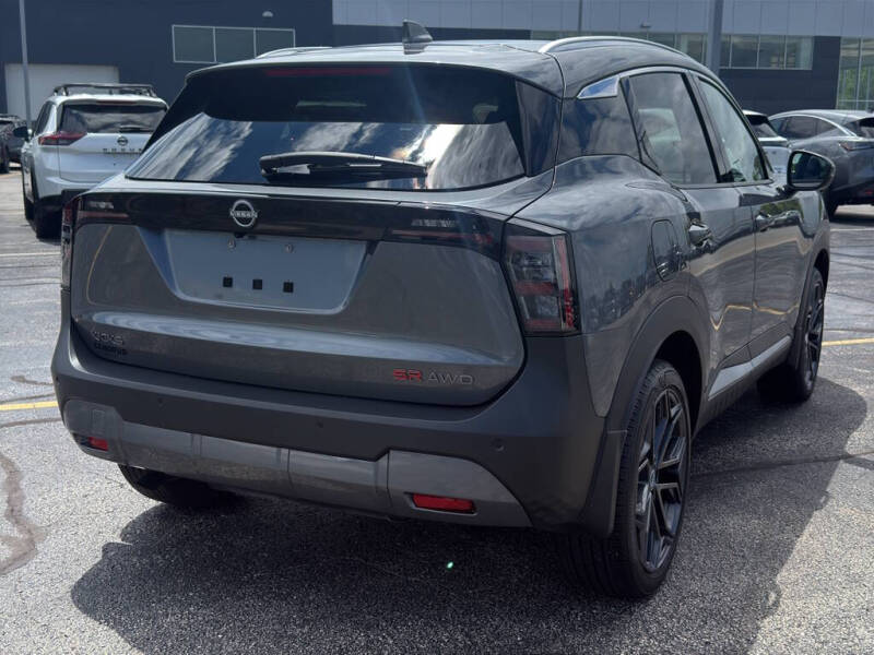 2025 Nissan Kicks SR