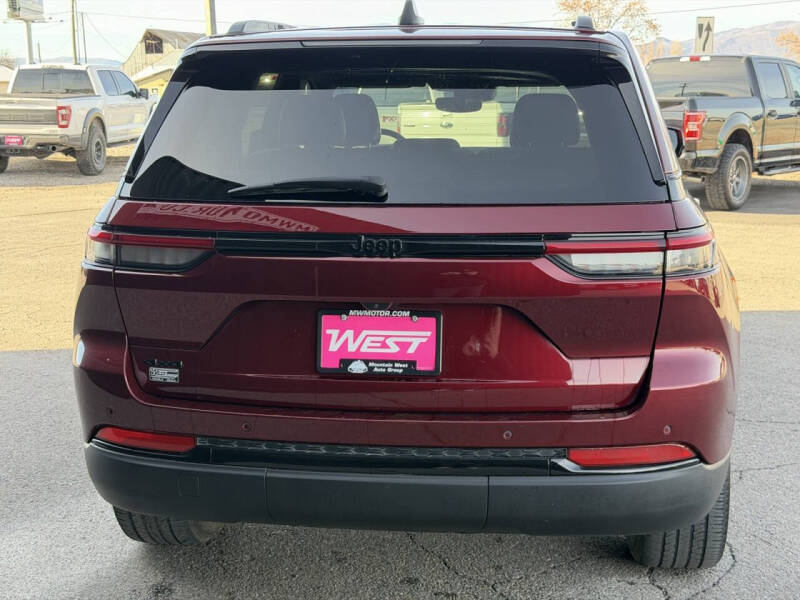 2023 Jeep Grand Cherokee Altitude