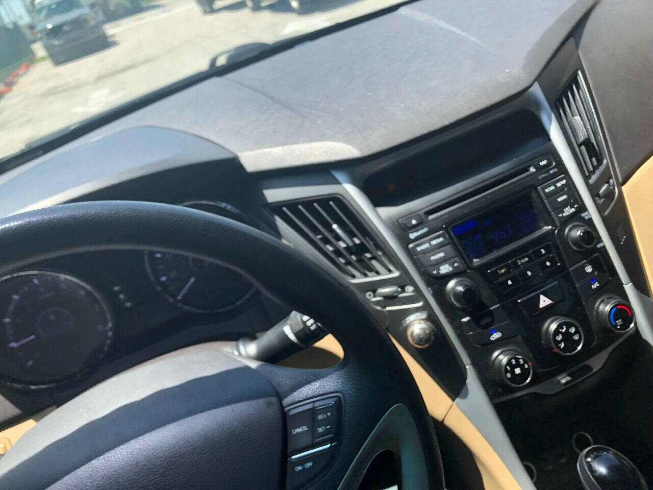 2014 Hyundai Sonata  - $7,500