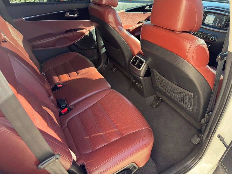 2017 Kia Sorento SX V6