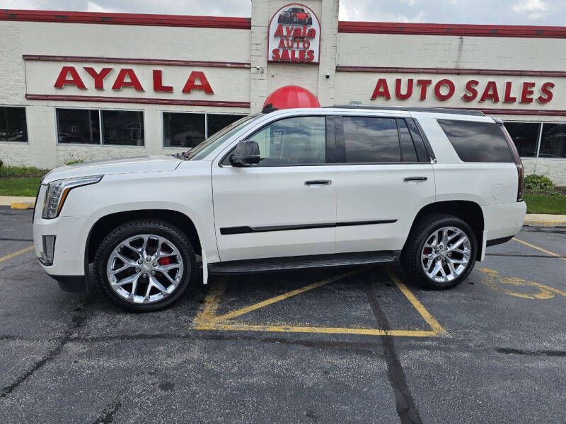 2017 Cadillac Escalade Luxury