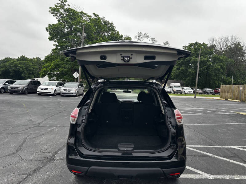 2016 Nissan Rogue SV