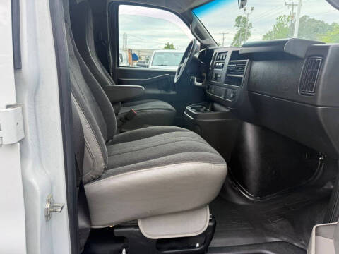 2024 GMC Savana 2500