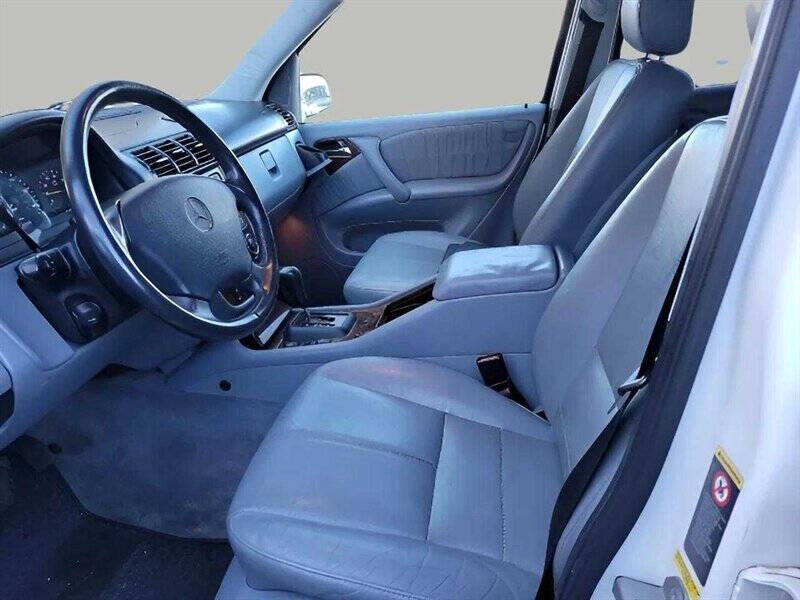 2002 Mercedes-Benz M-Class ML 320