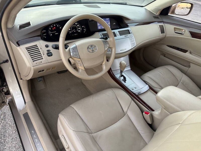 2008 Toyota Avalon XLS