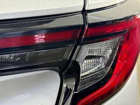 2025 Toyota Corolla Hatchback SE