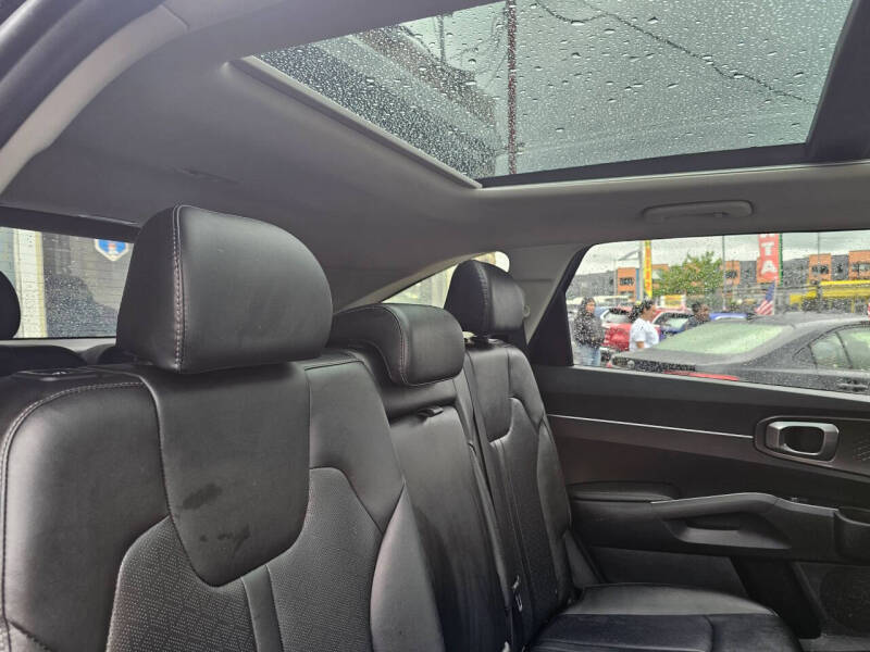 2022 Kia Sorento S