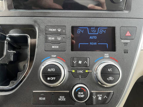 2016 Toyota Sienna L 7-Passenger