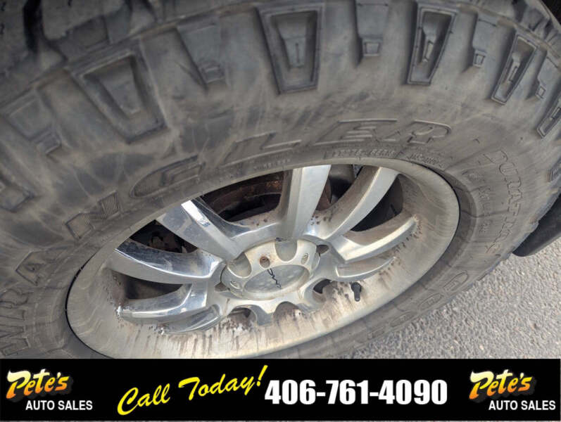 2005 Nissan Armada LE