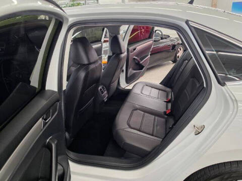 2021 Volkswagen Passat SE