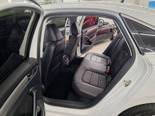 2021 Volkswagen Passat SE