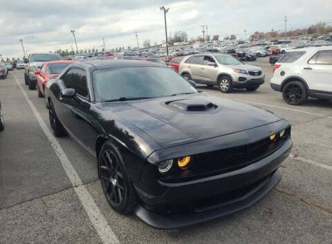 2016 Dodge Challenger 392 HEMI Scat Pack Shaker